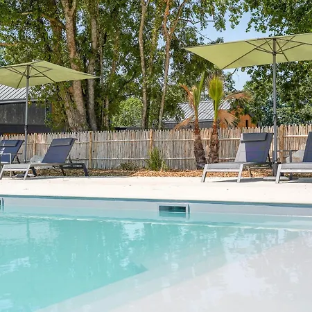 N°19, Piscine Commune, 2 Holiday home